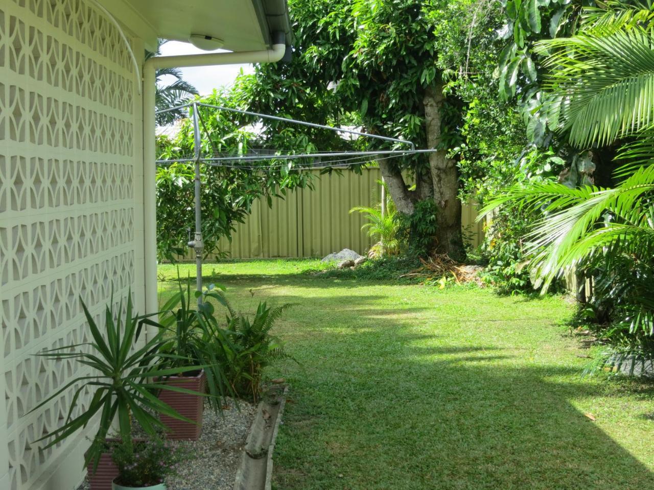 Edge Hill Clean & Green Cairns, 7 Minutes From The Airport, 7 Minutes To Cairns Cbd & Reef Fleet Terminal Kültér fotó