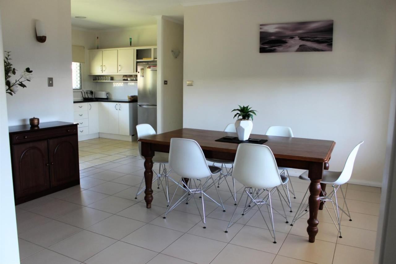 Edge Hill Clean & Green Cairns, 7 Minutes From The Airport, 7 Minutes To Cairns Cbd & Reef Fleet Terminal Kültér fotó